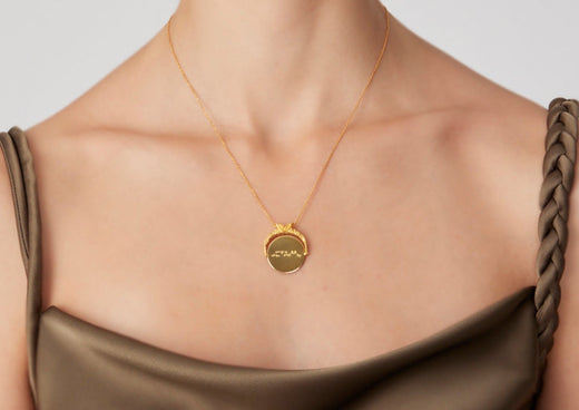 Aşkın Zamansız Sembolü: Je T'aime Kolye