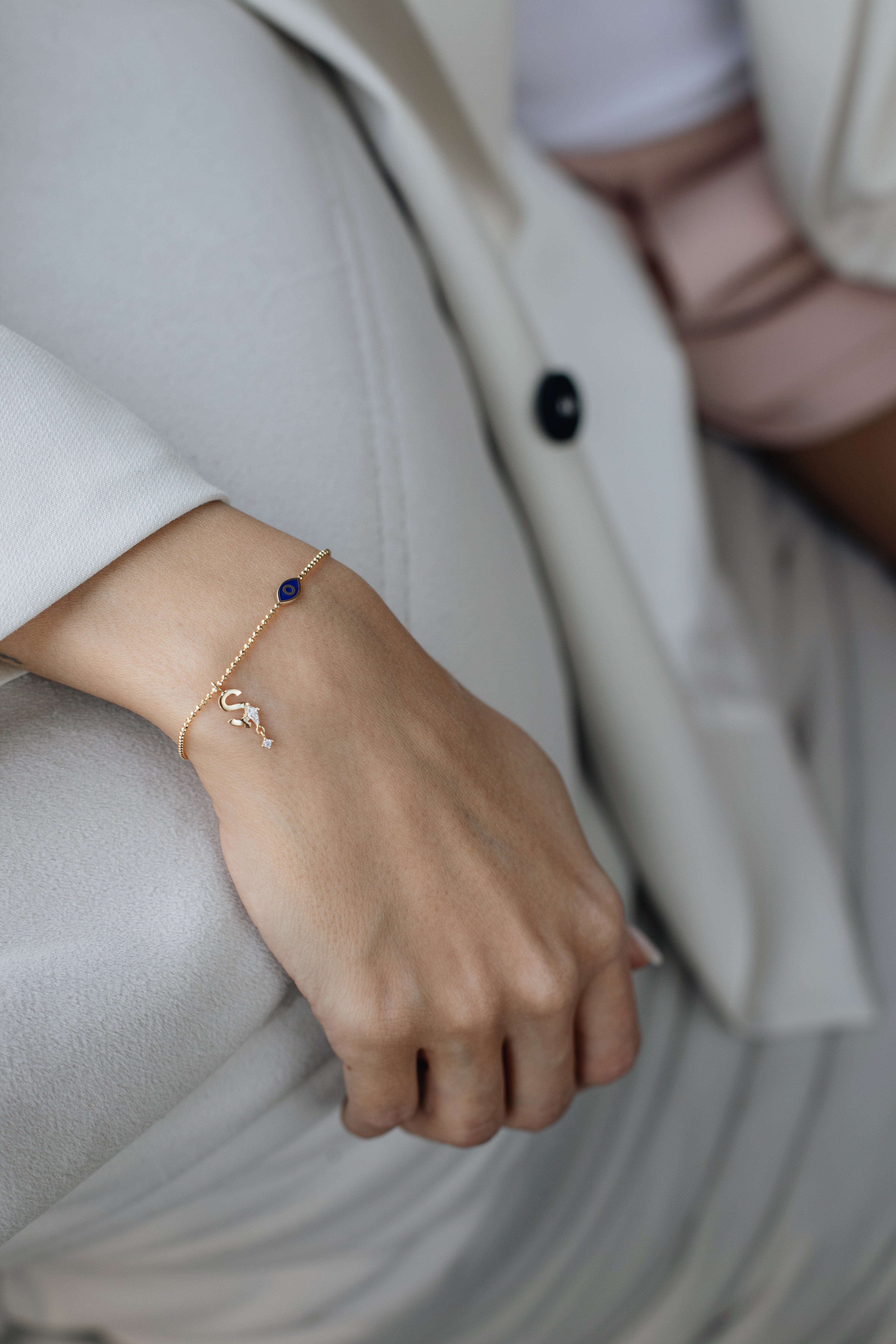 14K Gold Deniz Harf Bileklik